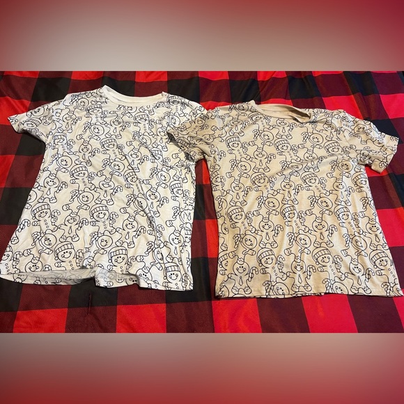 NWOT SHEIN 4 piece bundle. 2 holiday tshirts & 2 pastel color skirts (size 4/s) - Picture 1 of 15